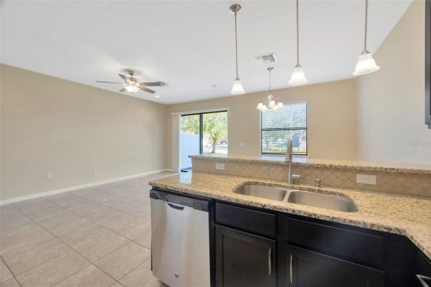Adosado en venta en Tampa, Florida, 3 dormitorios, 156.08 m2 № 1858416 - foto 7