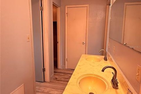 Villa ou maison à louer à Winter Haven, Floride: 3 chambres, 202.71 m2 № 2408769 - photo 30