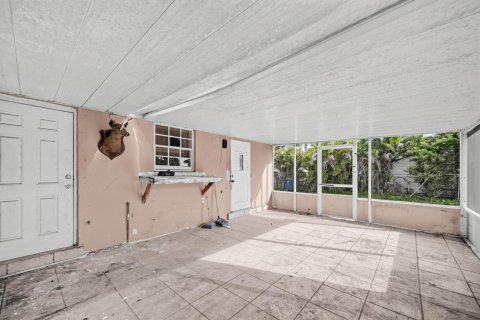 Villa ou maison à vendre à Homestead, Floride: 3 chambres, 92.9 m2 № 2407537 - photo 17