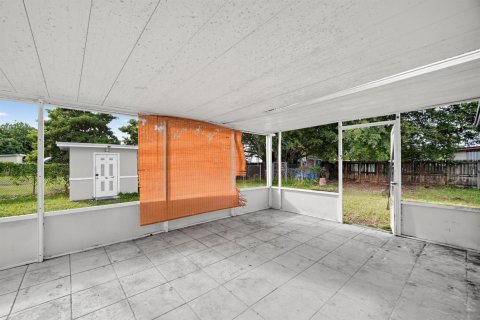 Villa ou maison à vendre à Homestead, Floride: 3 chambres, 92.9 m2 № 2407537 - photo 16