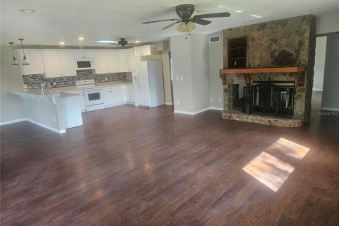 Casa en alquiler en Seminole, Florida, 3 dormitorios, 220.92 m2 № 1856585 - foto 3
