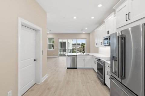 Condo in Punta Gorda, Florida, 4 bedrooms № 2119379 - photo 3