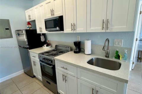 Villa ou maison à vendre à Key Largo, Floride: 3 chambres № 1998209 - photo 23