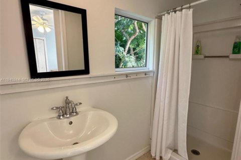 Villa ou maison à vendre à Key Largo, Floride: 3 chambres № 1998209 - photo 17