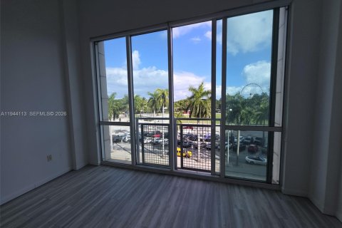 Copropriété à louer à Miami, Floride: 47.01 m2 № 2001176 - photo 6