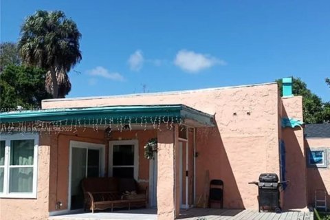 Дом в Сент-Луси, Флорида 3 спальни, 124.58м2 № 2008600