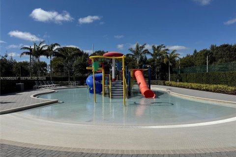 Снять в аренду квартиру в Дорал, Флорида 3 спальни, 114.83м2, № 2007553 - фото 15