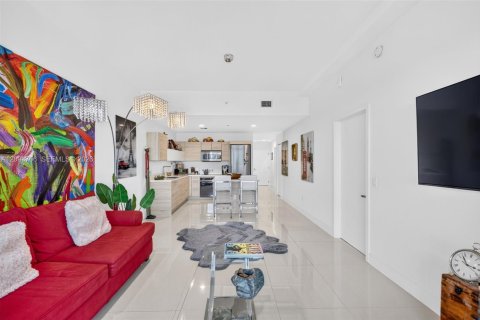 Copropriété à vendre à North Miami Beach, Floride: 2 chambres, 104.33 m2 № 2382952 - photo 20