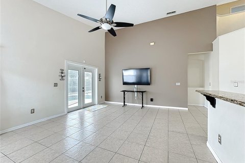 House in Davenport, Florida 5 bedrooms, 220.74 sq.m. № 1894519 - photo 7