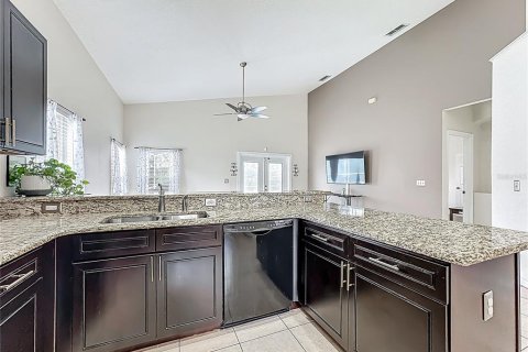 House in Davenport, Florida 5 bedrooms, 220.74 sq.m. № 1894519 - photo 14