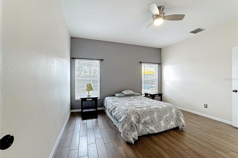 House in Davenport, Florida 5 bedrooms, 220.74 sq.m. № 1894519 - photo 25