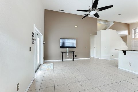 House in Davenport, Florida 5 bedrooms, 220.74 sq.m. № 1894519 - photo 8