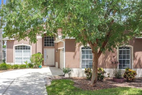 House in Davenport, Florida 5 bedrooms, 220.74 sq.m. № 1894519 - photo 2