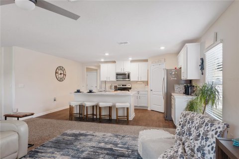 House in Palm Coast, Florida 4 bedrooms, 172.98 sq.m. № 2429163 - photo 18