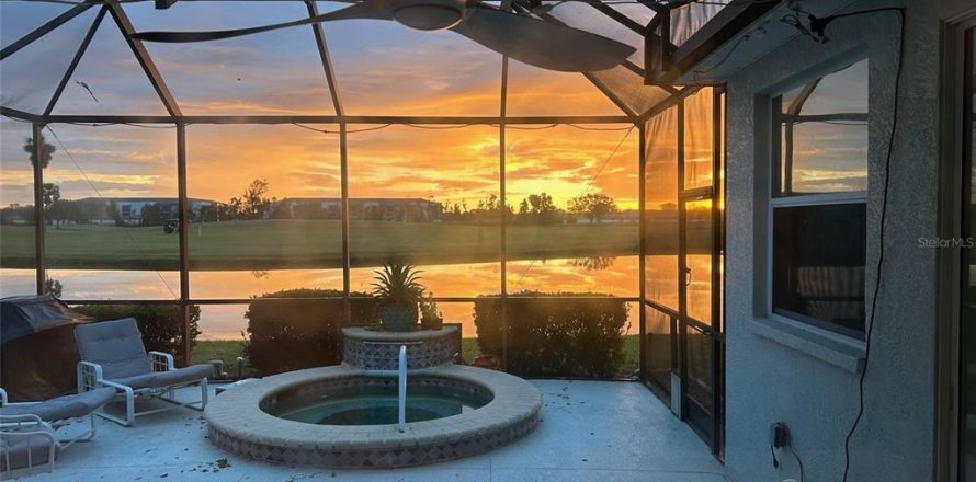 Casa en Bradenton, Florida 2 dormitorios, 165.55 m2 № 1641018