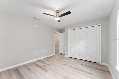 House in Belleview, Florida 3 bedrooms, 125.6 sq.m. № 2166070 - photo 15