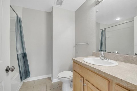 Copropriété à vendre à Orlando, Floride: 2 chambres, 94.02 m2 № 2415432 - photo 15