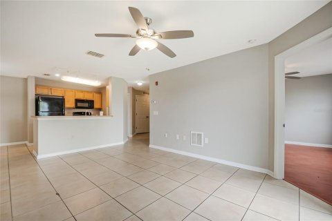 Copropriété à vendre à Orlando, Floride: 2 chambres, 94.02 m2 № 2415432 - photo 12