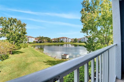 Copropriété à vendre à Orlando, Floride: 2 chambres, 94.02 m2 № 2415432 - photo 19