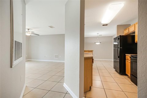 Copropriété à vendre à Orlando, Floride: 2 chambres, 94.02 m2 № 2415432 - photo 6