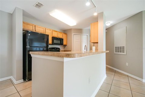 Copropriété à vendre à Orlando, Floride: 2 chambres, 94.02 m2 № 2415432 - photo 10