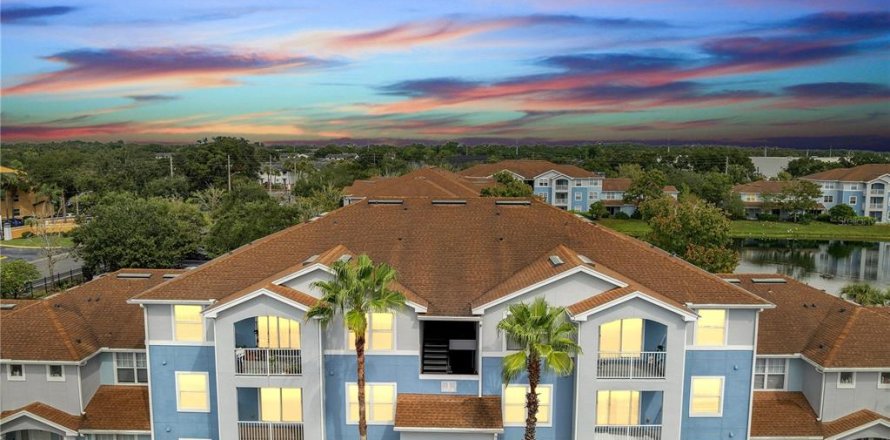 Condo à Orlando, Floride, 2 chambres  № 2415432
