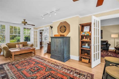 Casa en venta en Saint Petersburg, Florida, 4 dormitorios, 348.01 m2 № 1612672 - foto 9