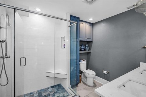 Casa en venta en Saint Petersburg, Florida, 4 dormitorios, 348.01 m2 № 1612672 - foto 28