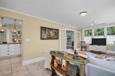 Casa en venta en Saint Petersburg, Florida, 4 dormitorios, 348.01 m2 № 1612672 - foto 13