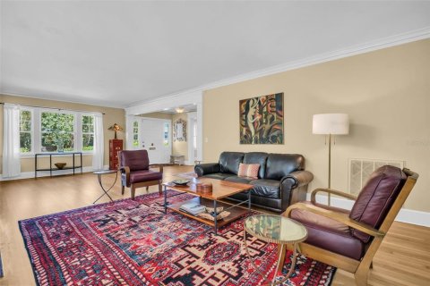 Casa en venta en Saint Petersburg, Florida, 4 dormitorios, 348.01 m2 № 1612672 - foto 7