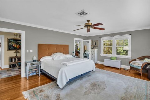 Casa en venta en Saint Petersburg, Florida, 4 dormitorios, 348.01 m2 № 1612672 - foto 24