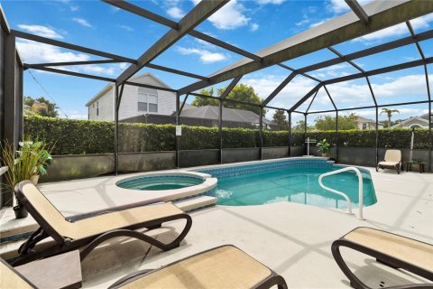 House in Kissimmee, Florida 6 bedrooms, 226.12 sq.m. № 2313251 - photo 29