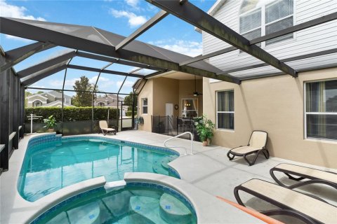 House in Kissimmee, Florida 6 bedrooms, 226.12 sq.m. № 2313251 - photo 30