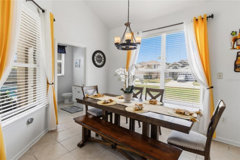 House in Kissimmee, Florida 6 bedrooms, 226.12 sq.m. № 2313251 - photo 11