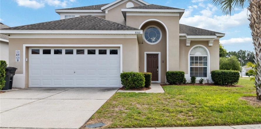 House in Kissimmee, Florida 6 bedrooms, 226.12 sq.m. № 2313251