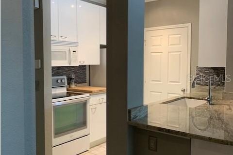 Condo in Clearwater, Florida, 1 bedroom  № 2207057 - photo 6