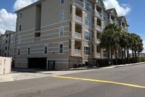 Condominio en Clearwater, Florida, 1 dormitorio № 2207057