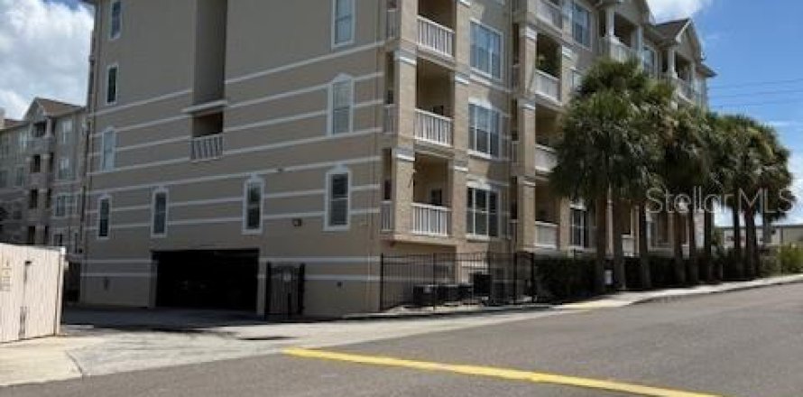 Condo in Clearwater, Florida, 1 bedroom  № 2207057