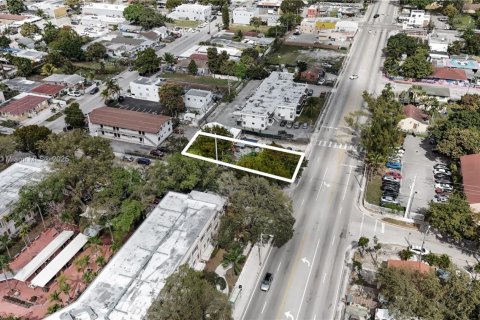 Land in Miami, Florida № 1895816 - photo 1