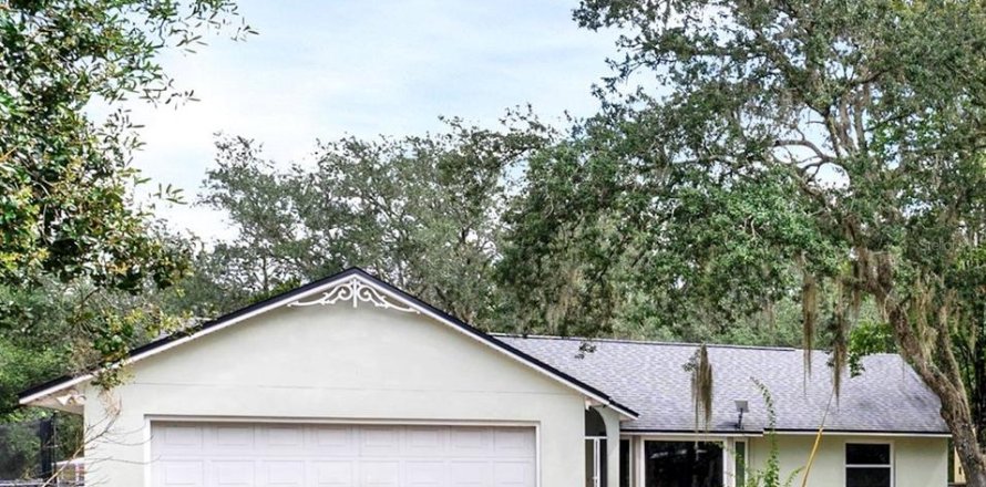 Villa ou maison à Eustis, Floride 3 chambres, 142.14 m2 № 1899742