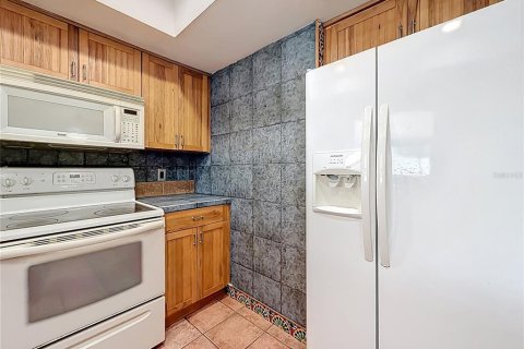 House in Winter Park, Florida 3 bedrooms, 126.9 sq.m. № 2150917 - photo 22