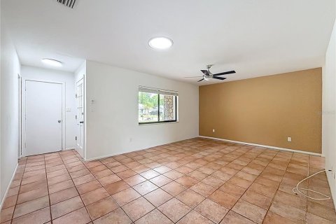 House in Winter Park, Florida 3 bedrooms, 126.9 sq.m. № 2150917 - photo 11