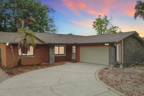 House in Winter Park, Florida 3 bedrooms, 126.9 sq.m. № 2150917