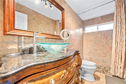Casa en venta en Miami, Florida, 4 dormitorios, 168.06 m2 № 2053216 - foto 18