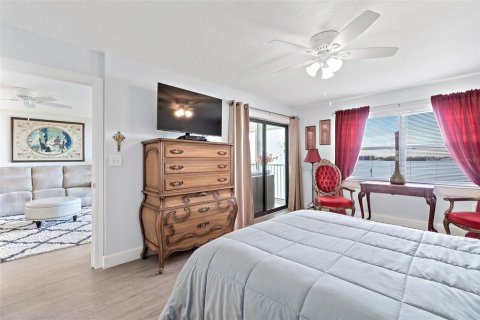 Condominio en venta en Cocoa Beach, Florida, 2 dormitorios, 136.19 m2 № 1681880 - foto 18