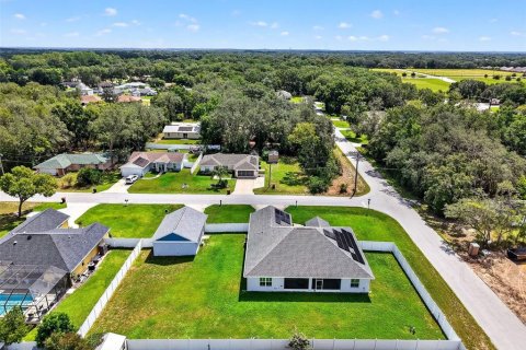 House in Summerfield, Florida 3 bedrooms, 218.88 sq.m. № 1901457 - photo 5
