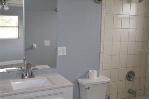 Снять в аренду квартиру в Коко, Флорида 4 комнаты, 85.84м2, № 2150462 - фото 19