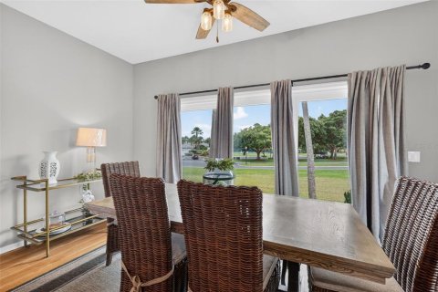 House in Leesburg, Florida 3 bedrooms, 152.45 sq.m. № 2215871 - photo 10
