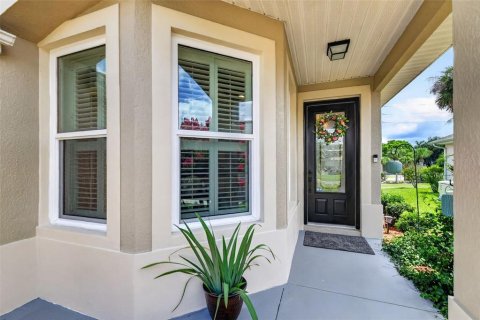 House in Leesburg, Florida 3 bedrooms, 152.45 sq.m. № 2215871 - photo 2