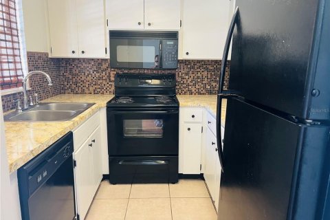 Copropriété à vendre à New Port Richey, Floride: 1 chambre, 68 m2 № 2388358 - photo 6